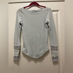 Free People In The Mix Cuff Thermal Top. Size Medium.